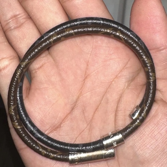 Louis Vuitton Men’s Keep It Double Leather Bracelet Size 19 Brown - Picture 2 of 5